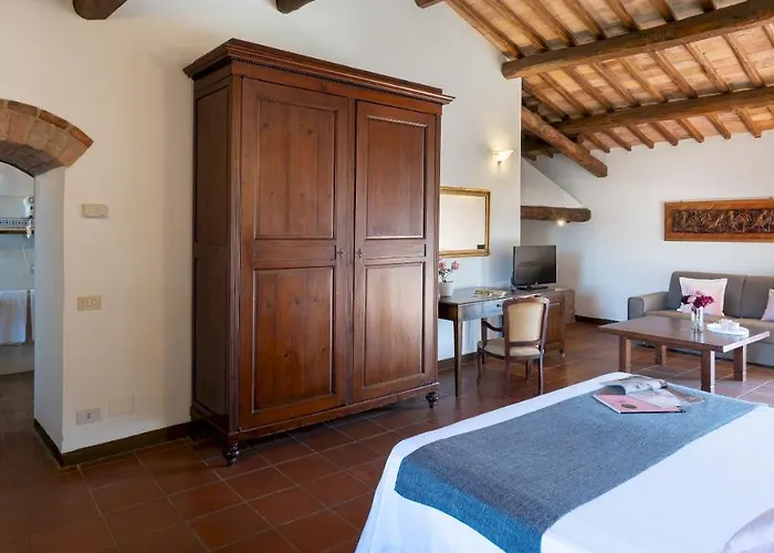 Borgo Gallinaio 32, Emma Villas