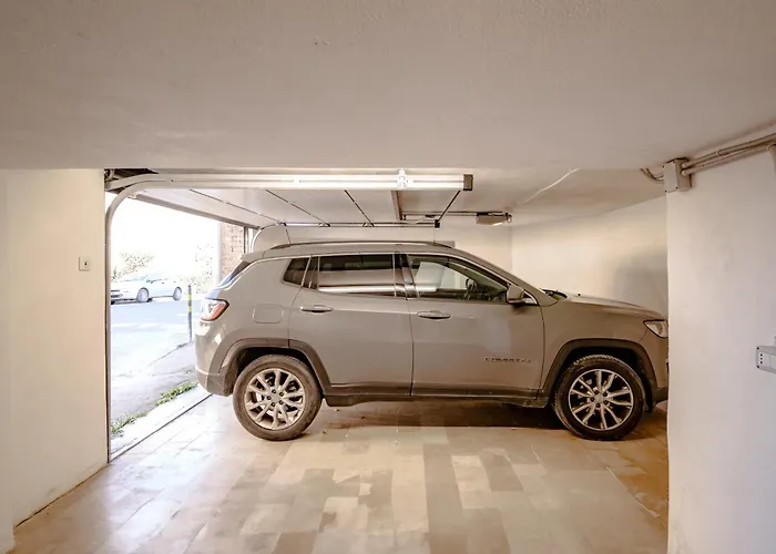 Guesthost - Casa Calise Elegant Villa With Garage